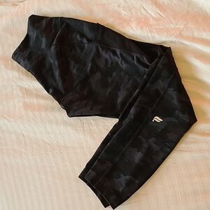 Fabletics camo leggings